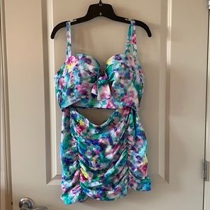 Torrid Two Piece Watercolor Swimsuit Size 1